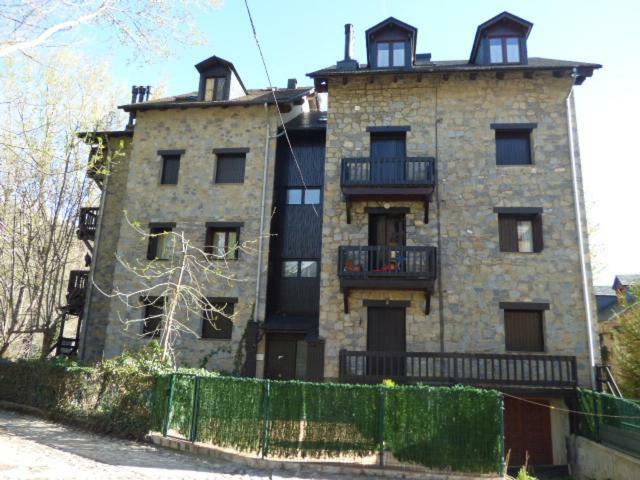 Edificio Ardillas Benasque Exterior foto